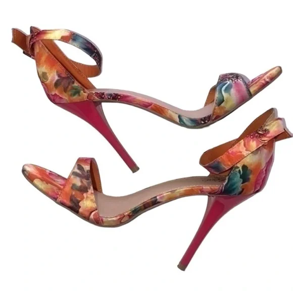 Mossimo Floral Strappy Heels - Picture 3 of 7